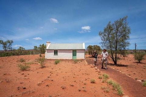 Private Cultural And Historical Painted Desert Tour In Hermannsburg - Attractions Melbourne 1