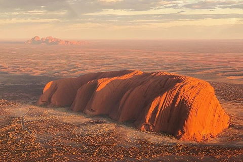 Helicopter Scenic: Extended Uluru & Kata Tjuta - Attractions Melbourne 1