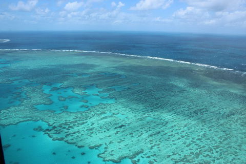 Reef And Island Scenic Flight From Airlie Beach - Attractions Melbourne 1