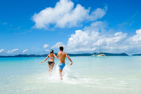 Whitehaven Beach And Hill Inlet Lookout Full-Day Snorkeling Cruise By High-Speed Catamaran - Attractions Melbourne 4