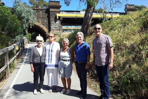 Melbourne City Tour: Lifestyle Of The Rich And Famous - Attractions Melbourne 1