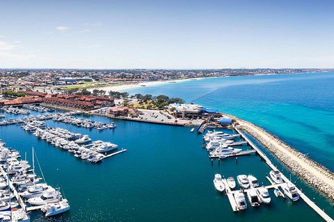 Glass Bottom Boat & Entry At AQWA - Attractions Melbourne 2